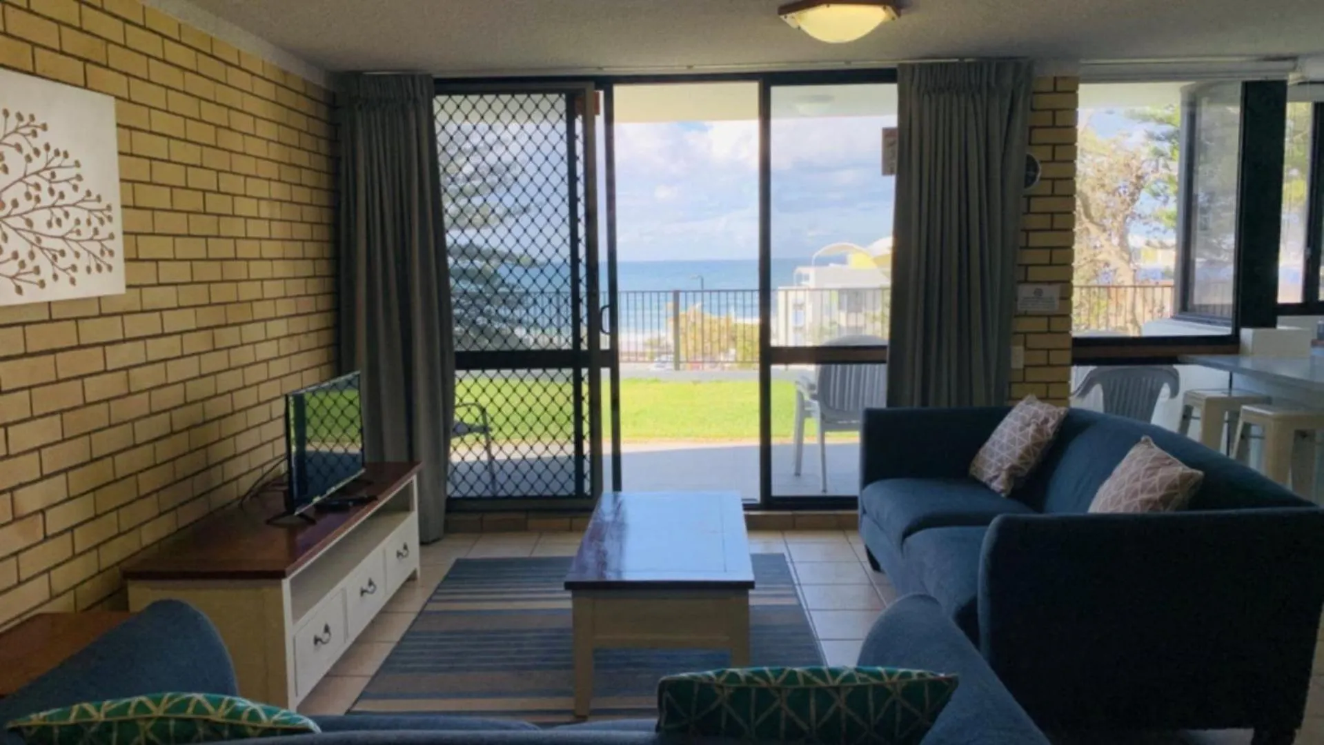 The Beach At Your Doorstep! Caloundra Apartmán